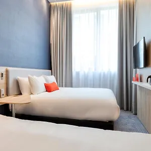https://holiday-inn-express-antwerp-city-centre-an-ihg-hotel.hotelsghent.com